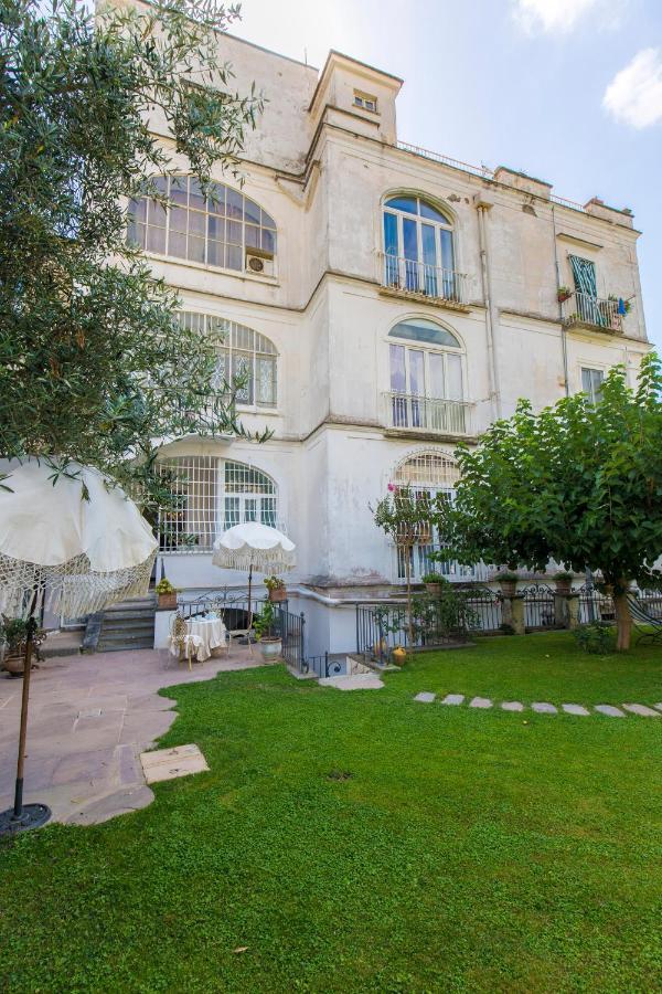 Отель Palazzo Cacace Relais Мета Экстерьер фото